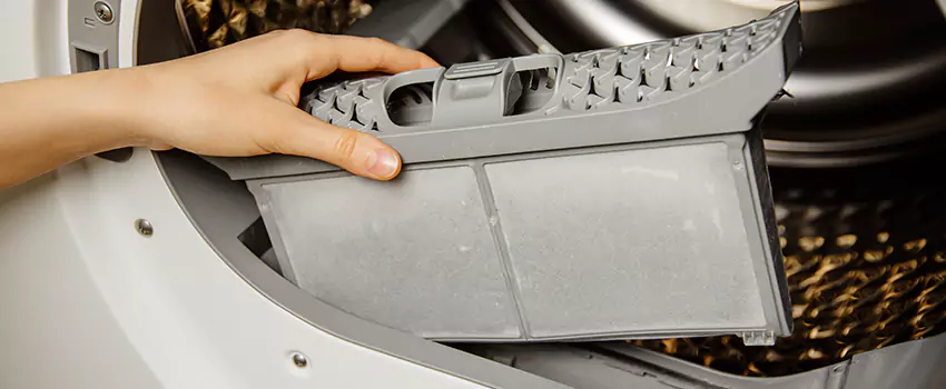 Signs Of A Clogged Dryer Lint Trap in Amarillo, Texas